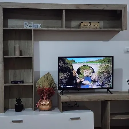 Brana Apartament Saranda